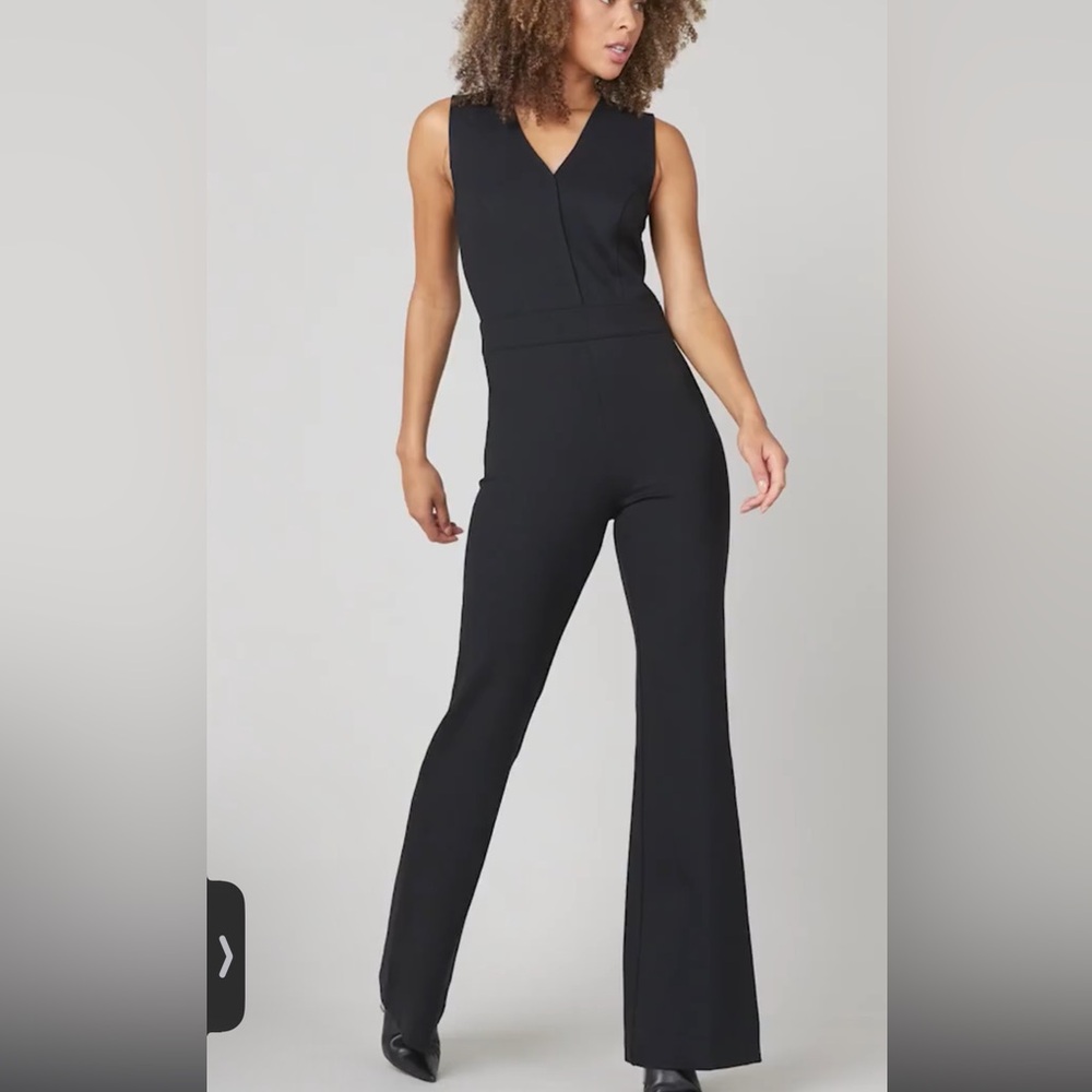 🆕 SPANX Classic Black Flare Leg Jumpsuit Size XS NWT